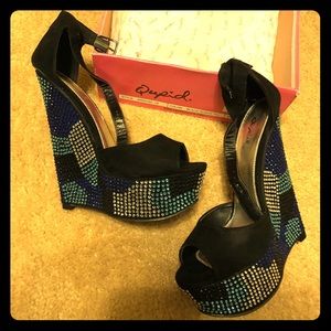 BLING HEELS NIB